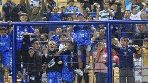 Bobotoh-cilik-mendukung-langsung-perjuangan-Persib-Bandung-saat-melawan-Dewa-United.jpg