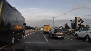 Bocah-jatuh-dari-BUS-Mabes-AD.jpg