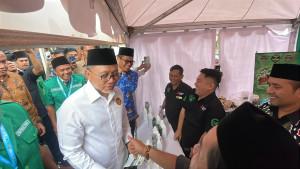 Bupati-Kabupaten-Bandung-Dadang-Supriyatna-seusai-peluncuran-Gerakan-Ekonomi-Rakyat.jpg
