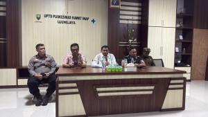 Bupati-Sumedang-Dony-Ahmad-Munir-di-Puskesmas-Ujungjaya.jpg