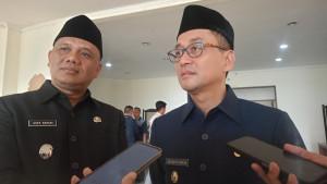 Bupati-Tasikmalaya-Cecep-Nurul-Yakin-rapat.jpg