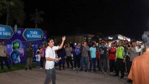 Charly-Van-Houtten-Hadir-di-Rest-Area-KM-228-Tol-Kanci-Pejagan-untuk-Hibur-Pemudik.jpg