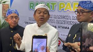Dedi-Mulyadi-didampingi-Wali-Kota-Bandung-Muhammad-Farhan.jpg