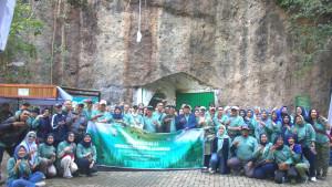 Dies-Natalis-ke-23-Universitas-Ekuitas-Indonesia-Gelar-Jalan-Sehat.jpg