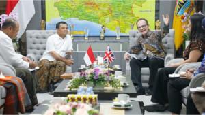 Dubes-Inggris-Bertemu-Gubernur-Ahmad-Luthfi-Tindak-Lanjuti-Kerja-Sama-Berbagai-Bidang.jpg