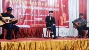 Duta-Sheila-On-7-nyanyi-di-kampung.jpg