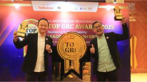 Foto-1-Direktur-Utama-TelkoMedika-Dicky-Anfiadi-kiri-dan-GM-Corporate-Office.jpg