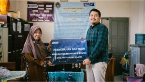 Foto-1-Penyerahan-Bantuan-Application-Network-Device-dari-Witel-Yogya-Jateng.jpg