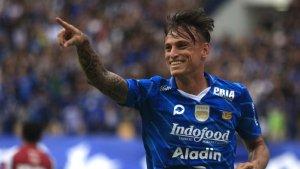 Gelandang-Persib-Bandung-Stefano-Beltrame-saat-mencetak-gol-perdana.jpg