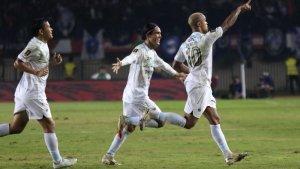 Gelandang-Persib-Bandung-Wiliam-Marcilio-kanan-merayakan-gol-ke-gawang-Dewa-United.jpg