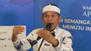 Gubernur-Jabar-Dedi-Mulyadi-saat-ditemu.jpg