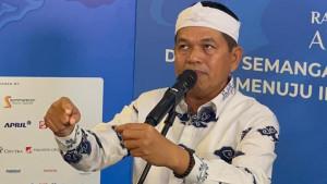 Gubernur-Jabar-Dedi-Mulyadi-saat-diwawancarai-di-El-Roya.jpg