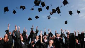 ILUSTRASI-WISUDA-33.jpg