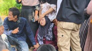 Istri-Rahmat-Hidayat-45.jpg