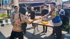 JUMAT-BERKAH-POLRESTABESBANDUNG.jpg