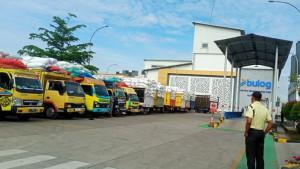 Jawa-Barat-terparkir-di-Perum-Bulog-Kantor-Wilayah-Kanwil-Jawa-Barat.jpg