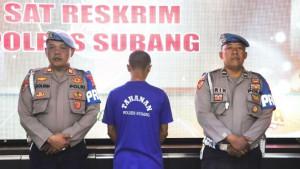 KS-28-diamankan-setelah-menyerang-mantan-istrinya-Safitri-22.jpg