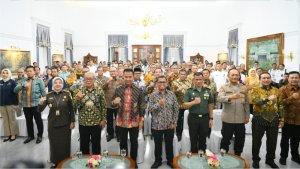 KUM312121.jpg