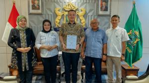 Kamar-Dagang-dan-Industri-Kadin-Jawa-Barat-resmi-merampungkan-rapat-formatur.jpg