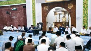 Kegiatan-Subuh-Akbar-di-Masjid-Al-Imam-Majalengka.jpg