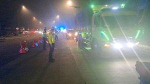 Kendaraan-dari-Sukabumi-menuju-Jakarta-diarahkan-masuk-via-pintu-Tol-Cigombong-Bogor.jpg