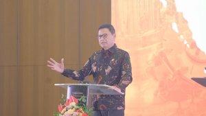 Kepala-BPOM-RI-Taruna-Ikrar.jpg