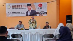 Ketua-Komisi-3-DPRD-Provinsi-Jawa-Barat-Jajang-Rohana-melaksanakan-kegiatan.jpg