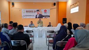 Ketua-Komisi-3-DPRD-Provinsi-Jawa-Barat-Jajang-Rohana-melaksanakan-reses.jpg