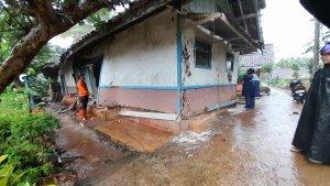 Kondisi-rumah-Komoh-73.jpg