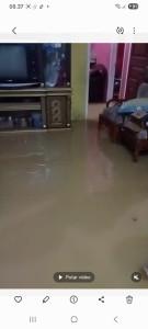Kondisi-salah-satu-rumah-warga-yang-terendam-banjir-rob-di-Tasikmalaya.jpg