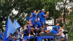 Konvoi-Persib-Juara-di-Balai-Kota-Bandung-Minggu-2552025.jpg