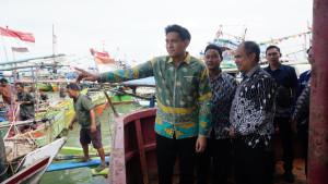 Lucky-Hakim-meninjau-Pengerukan-di-Pelabuhan-Dadap.jpg