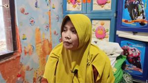 MISRI-PENDERITa-penyakit-kaki-gajah-cirebon.jpg