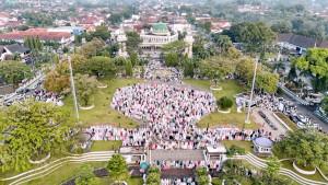 Masyarakat-Kabupaten-Ciam.jpg