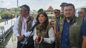 Meutya-kegiatan-Menteri-Komunikasi-dan-D.jpg