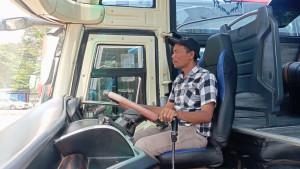 Muhammad-Ridwan-alias-Marwan-sopir-bus.jpg