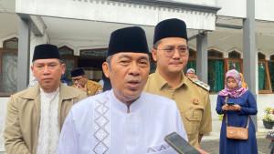 Ngatiyana-dorong-Koperasi-Merah-Putih-di-Cimahi-manfaatkan-akses-pinjaman-ke-Himbara.jpg