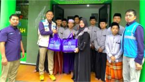 PLN-Bekasi-Hadirkan-Energi-Kebaikan-Lewat-Program-Ketuk-Pintu-Tetangga.jpg