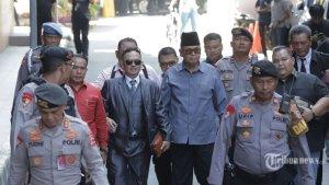 Panji-Gumilang-resmi-ditetapkan-tersangka.jpg