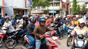 Para-pengendara-motor.jpg