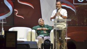 Paslon-Arfi-Yena-saat-debat-publik-adv.jpg