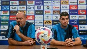 Pelatih-Persib-Bandung-Bojan-Hodak-dan-Nick-Kuipers.jpg