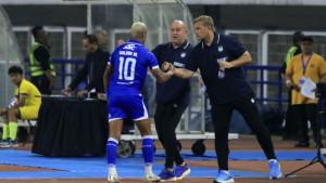 Pemain-Persib-Bandung-Wiliam-Marcilio-mendatangi-pelatih-setelah-membobol.jpg