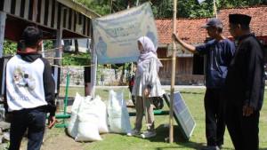 Pemasangan-solar-di-Desa-Kutamanah-Kecamatan-Sukasari-Purwakarta-Jawa-Barat.jpg