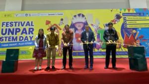 Pembukaan-Unpar-STEM-Day-yang-diha.jpg
