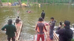 Pencarian-korban-tenggelam-di-Situ-Salawe-Kampung-Bakom-Desa-Barudua-garut.jpg
