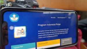Penyaluran-bantuan-Program-Indonesia-Pintar-PIP-Aspirasi-di-Kabupaten-Garut.jpg