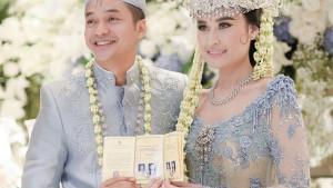 Pernikahan-Adly-Fairuz-dan-Angbeen-Rishi-2.jpg