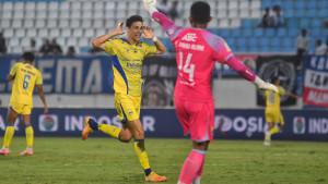 Pesepakbola-Persib-Bandung-Federico-Barba-berselebrasi-usai-menjebol-gawang.jpg