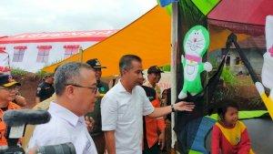 Pj-Gubernur-Jabar-Bey-Machmudin-tengah-bersama-Wabup-Sukabumi-Iyos-Somantri-12121212.jpg